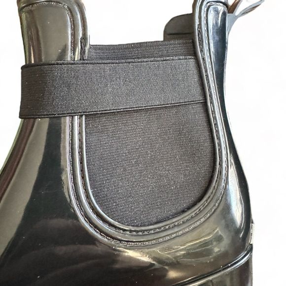 Juicy Couture Tarain Ankle Chelsea Rain Boots Solid Black Pull-On Sz 7 - Picture 9 of 12
